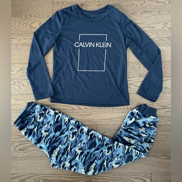 Kids Calvin Klein Pyjama Set - Fleece Bottoms - Blue Camo Print - Picture 2 of 8